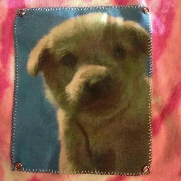 New T-shirt with puppy 🐶 patch - Picture 2 of 5